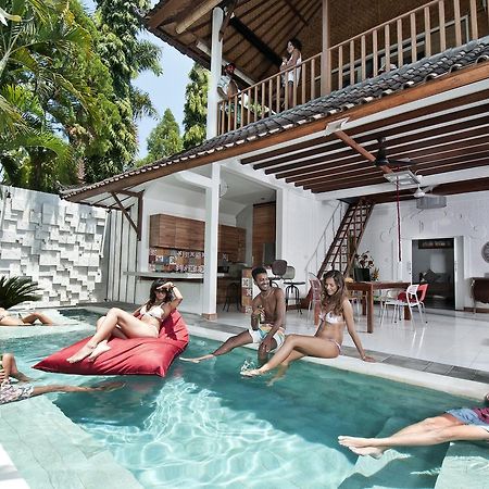 3Br Villa Hari - Minggu Villas Seminyak المظهر الخارجي الصورة